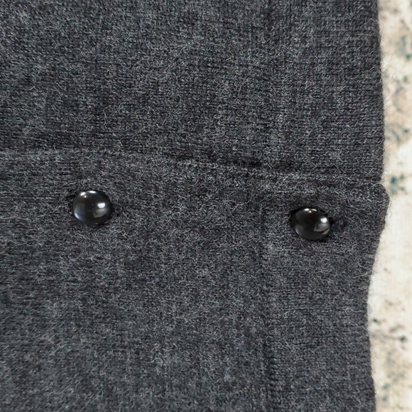 Cynthia Rowley | Merino Wool Vintage Style Beaded Charcoal Gray Cardigan Sweater - Picture 7 of 10